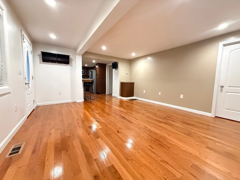 7 Southbridge St Ct, Auburn