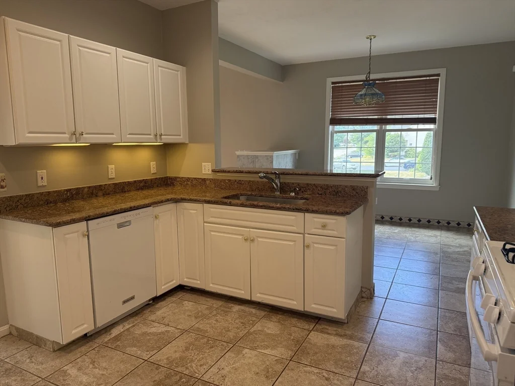74 Odonnell Ave, Shrewsbury