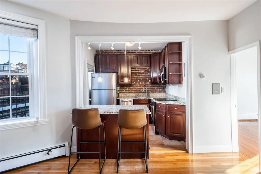 80 Revere, Beacon Hill