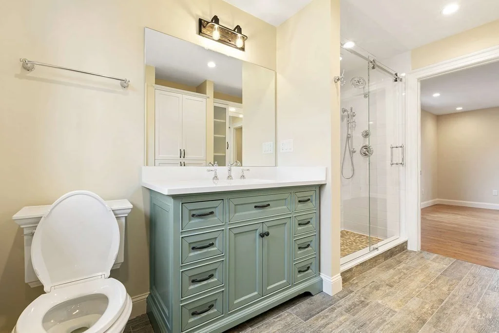 24 Elm, Dedham