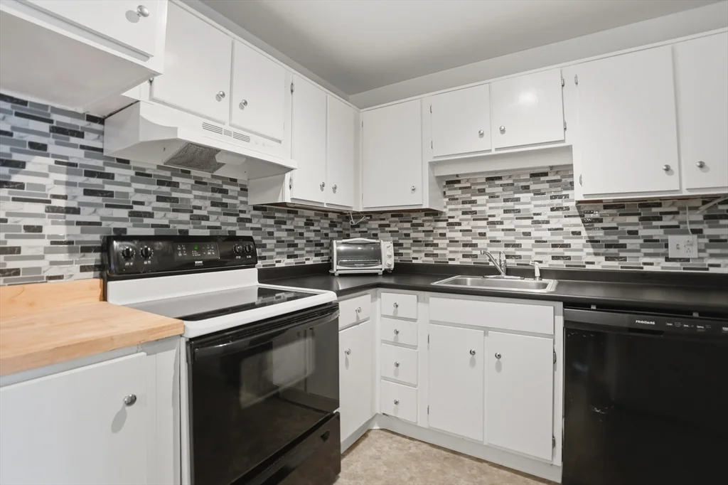 147 Milk St, Westborough