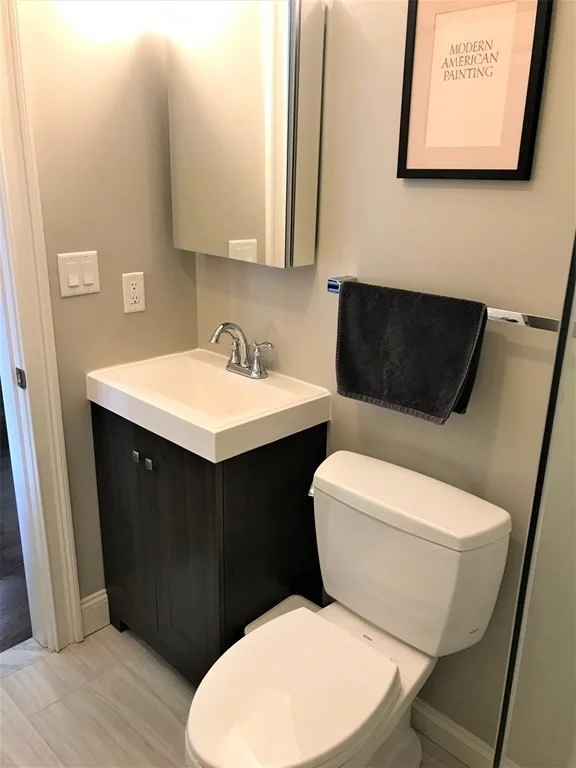 27 Albion St, Powder House Square