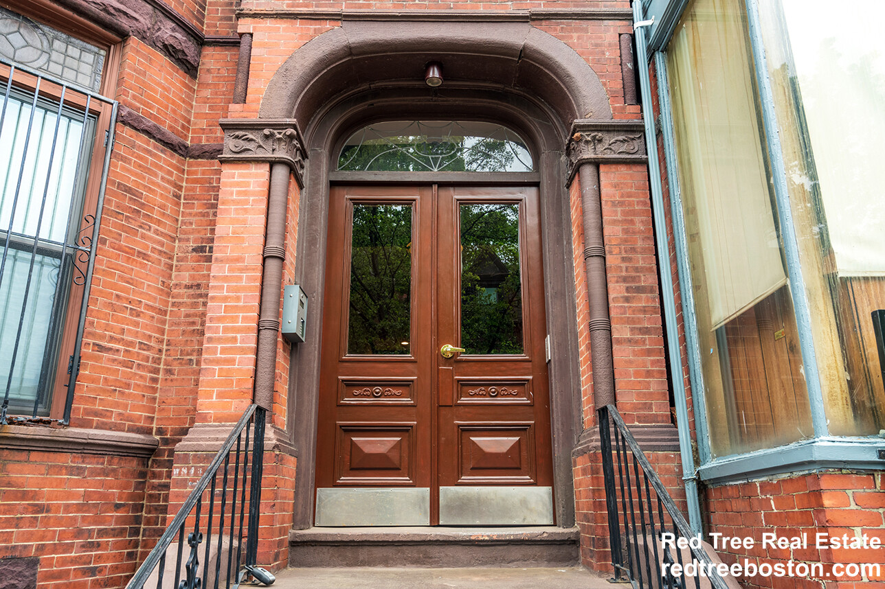 127 Saint Botolph St, Back Bay