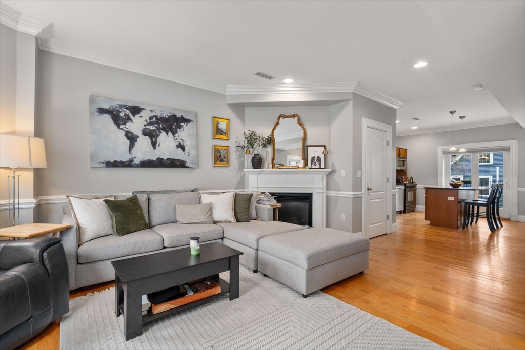 8 Pacific St, South Boston