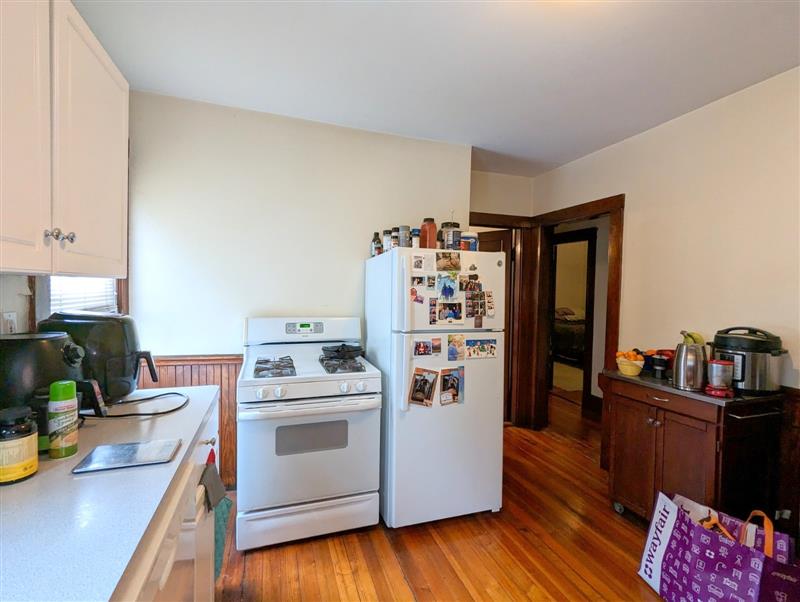 95 Lowell St, Spring Hill