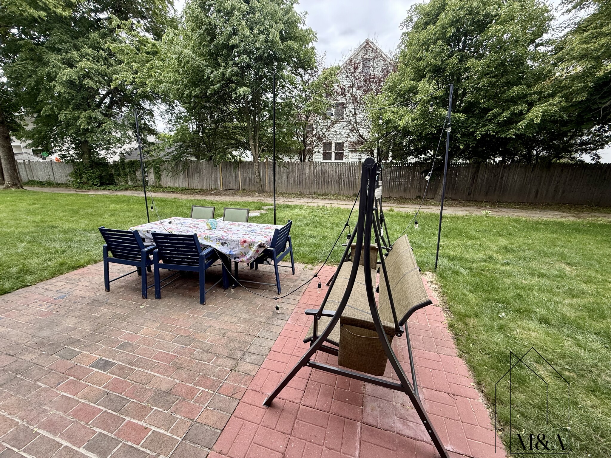 16 Avery Path, Oak Hill