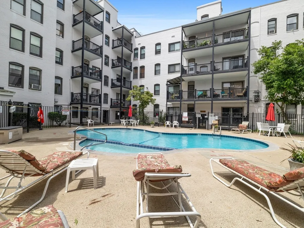 1486 Commonwealth Ave, Brighton