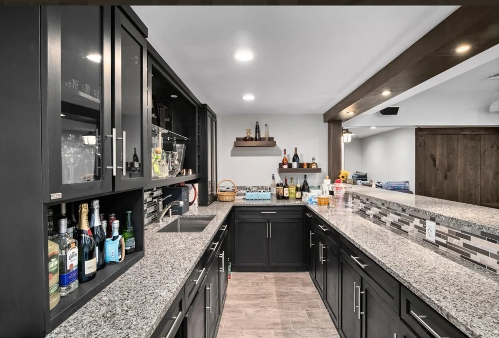 77 Hound Pack Cir, Walpole