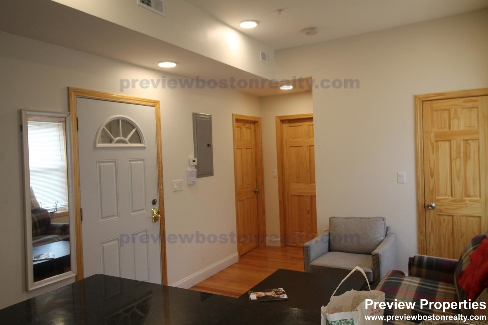 20 Winthrop St, Roxbury