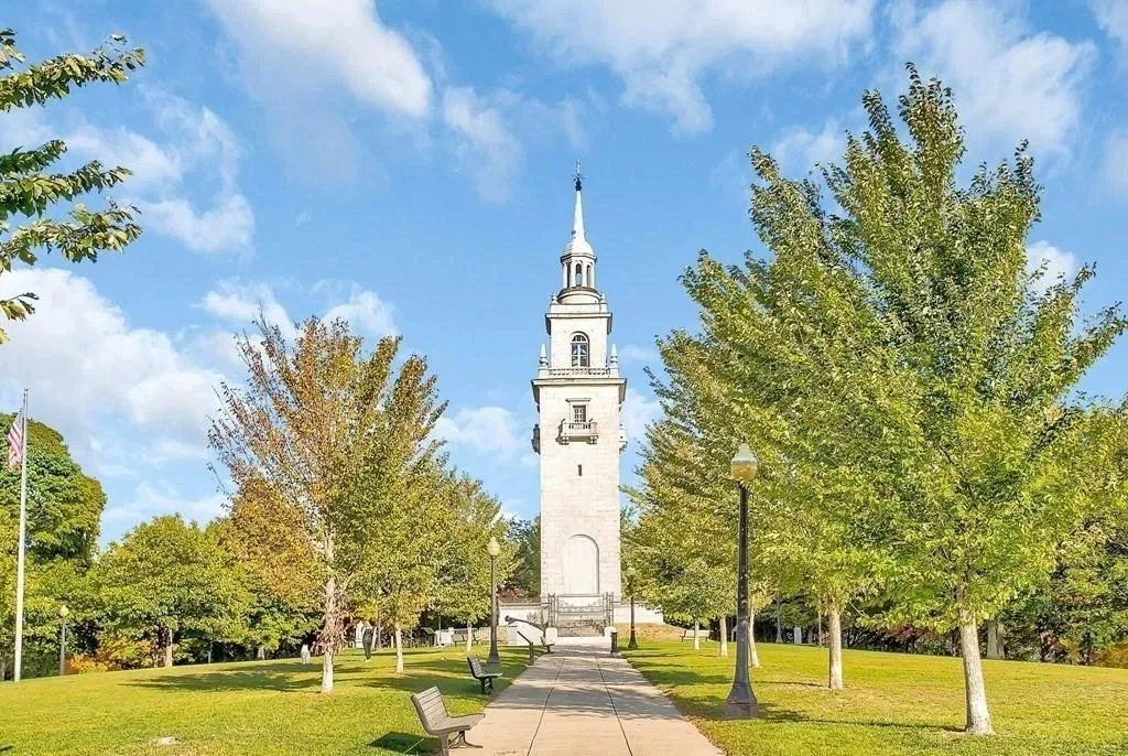 66 Telegraph St, South Boston