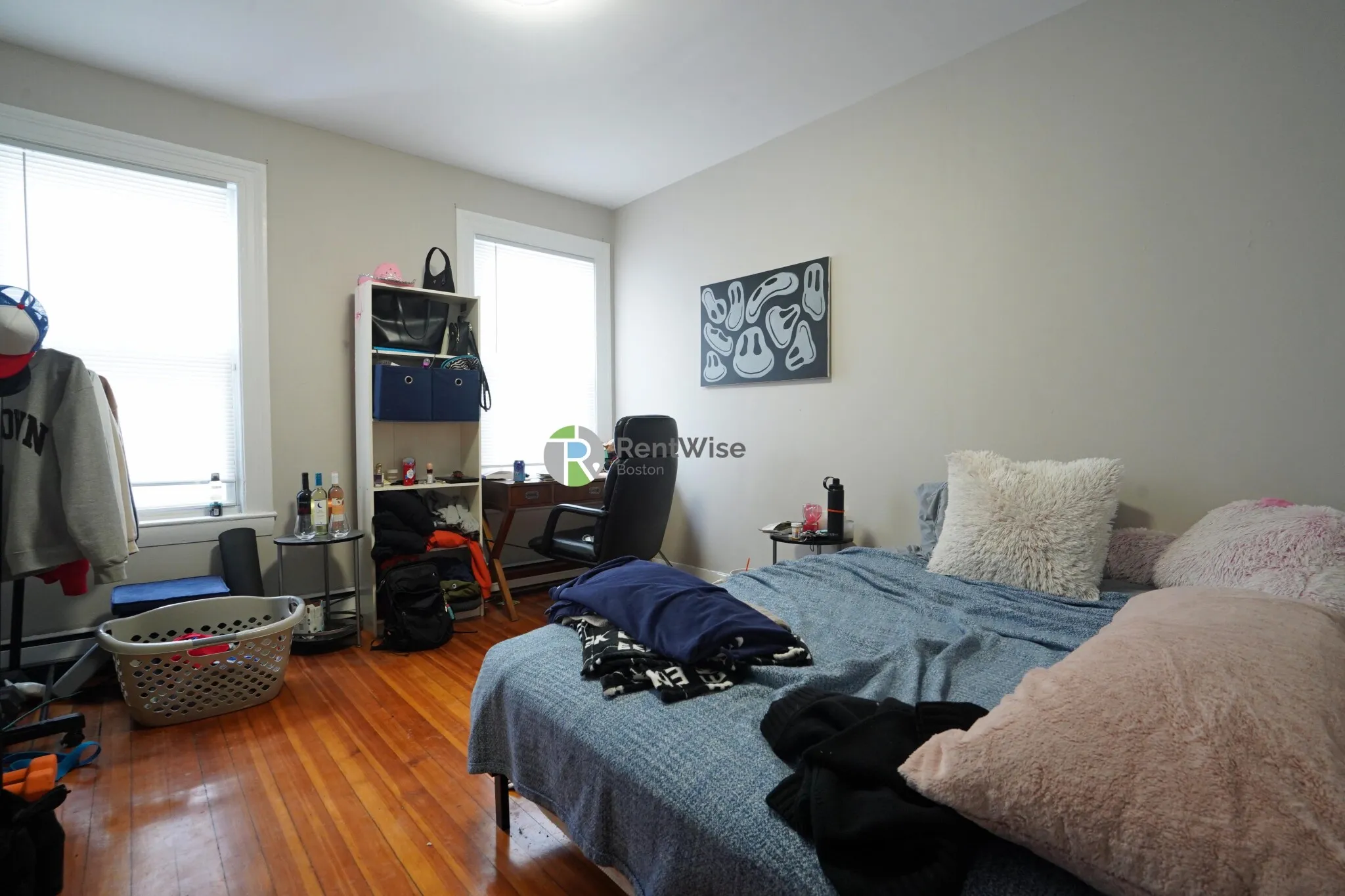 4 Ashford Ct, Allston