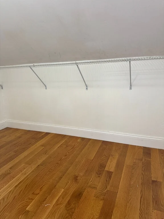 61 Crescent Ave, Chelsea