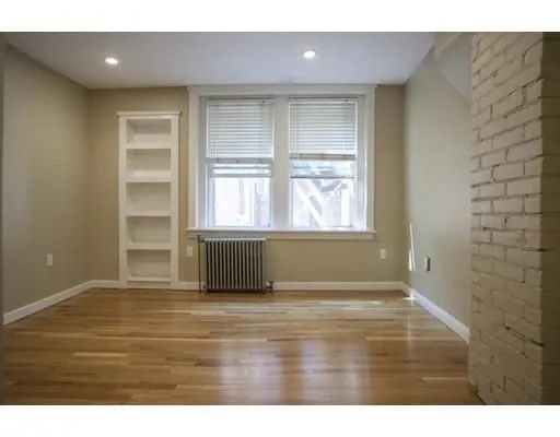 41 Grove St, Beacon Hill