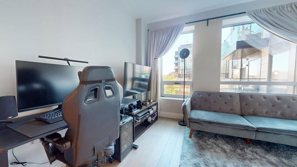 100 Shawmut, South End