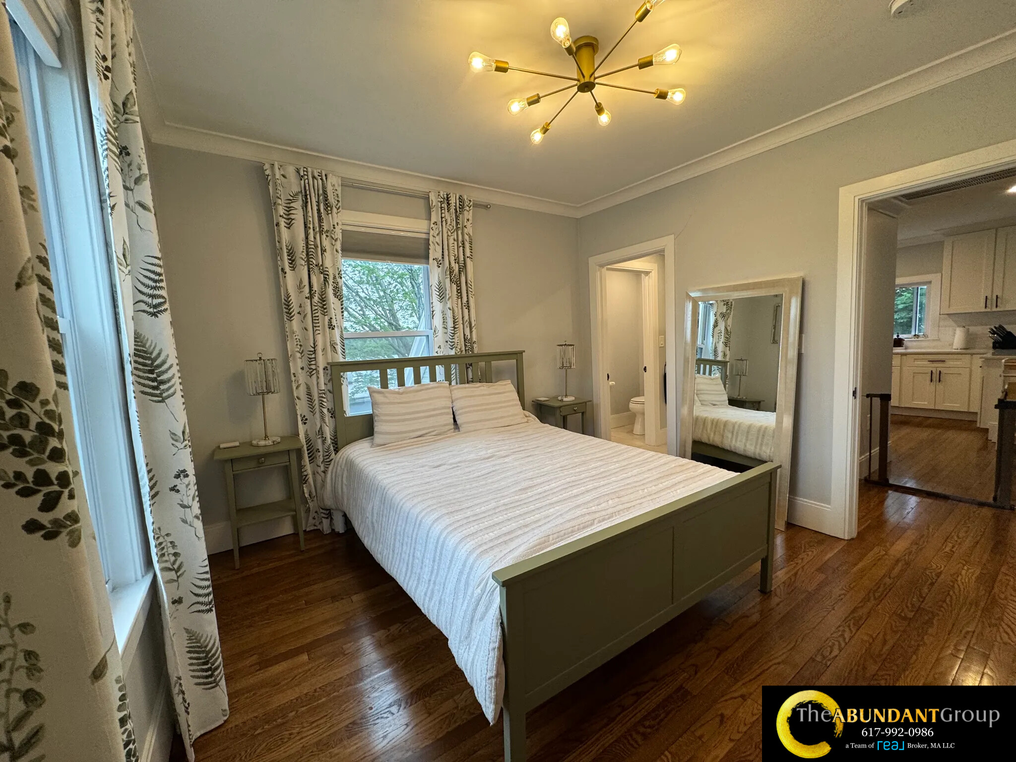 66 Calvary St, South Side