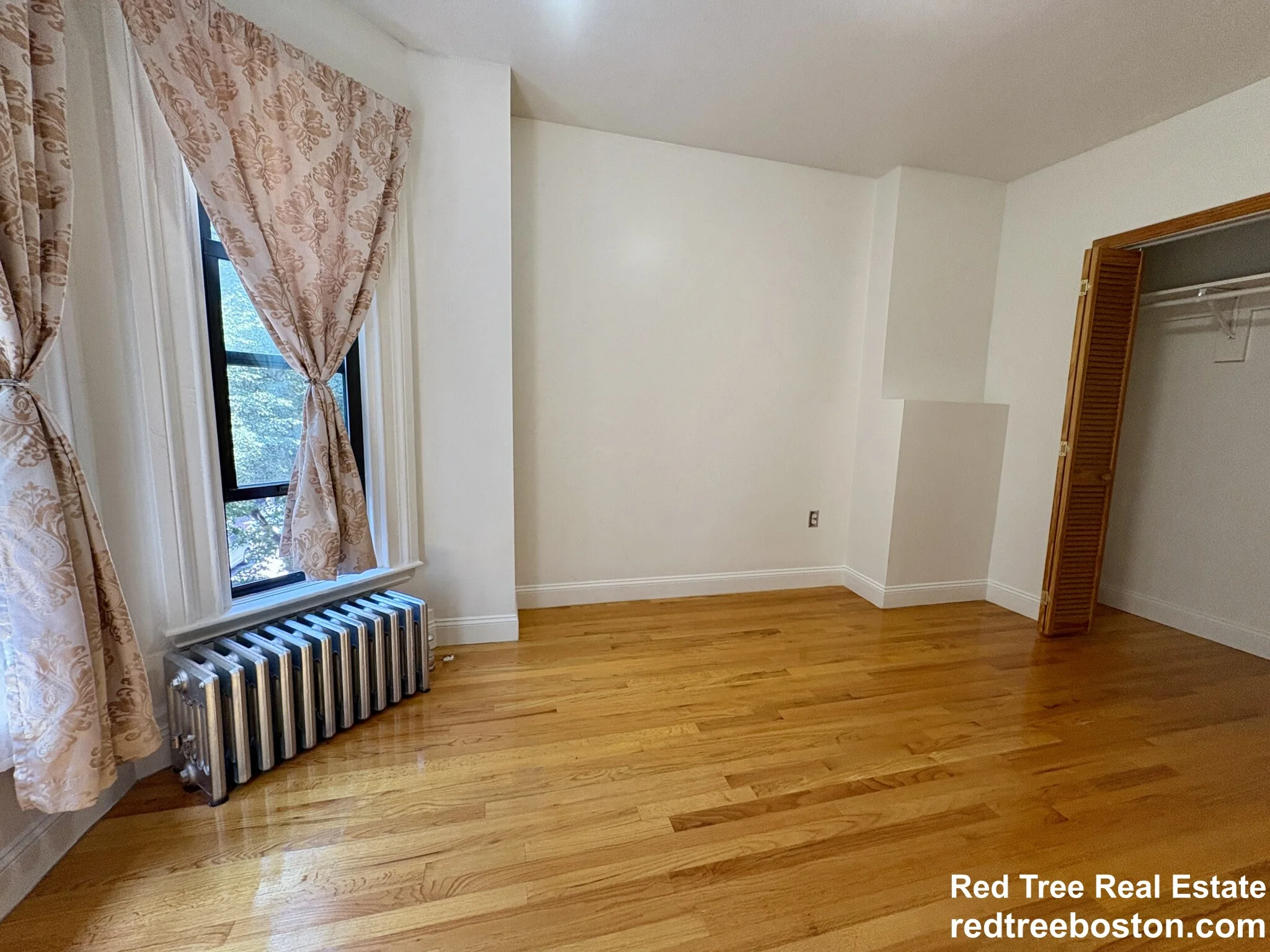 49 Dwight St, South End