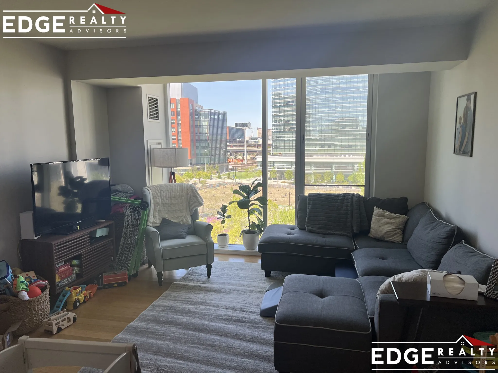 2 Earhart St, East Cambridge