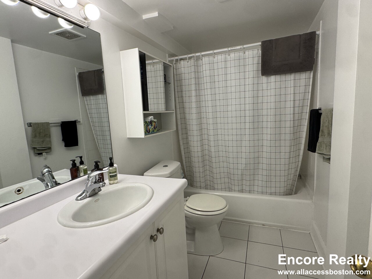 1539 Beacon St, Griggs Park