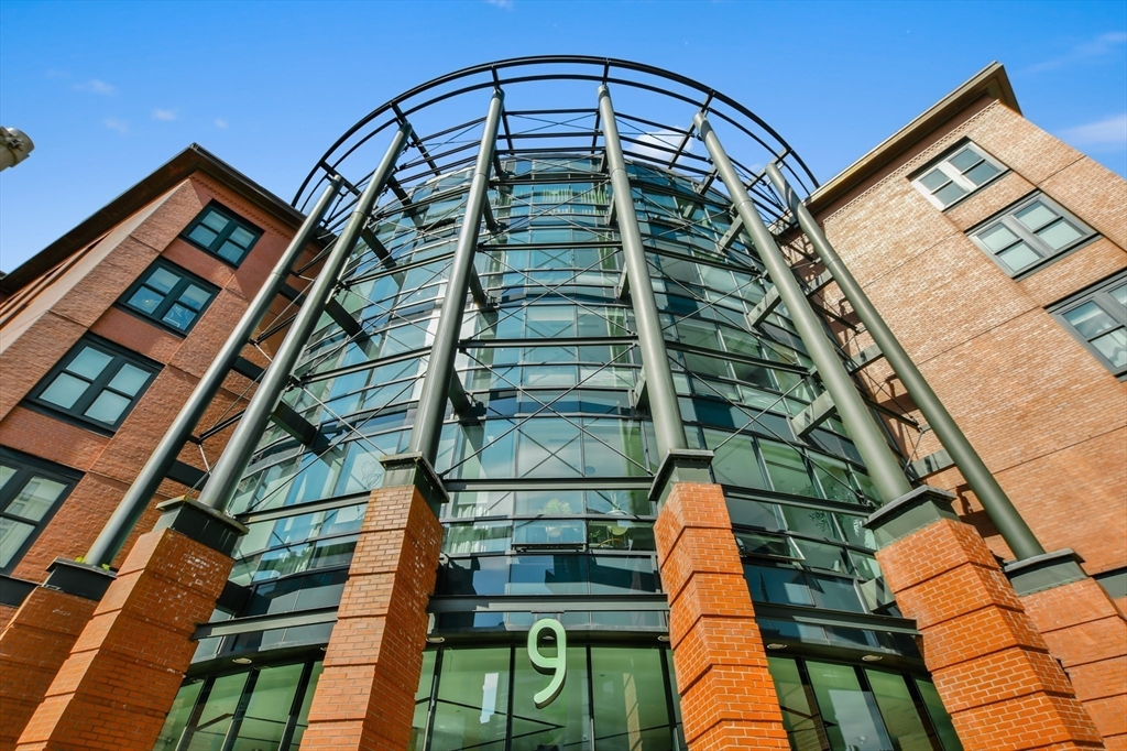 9 West Broadway, South Boston