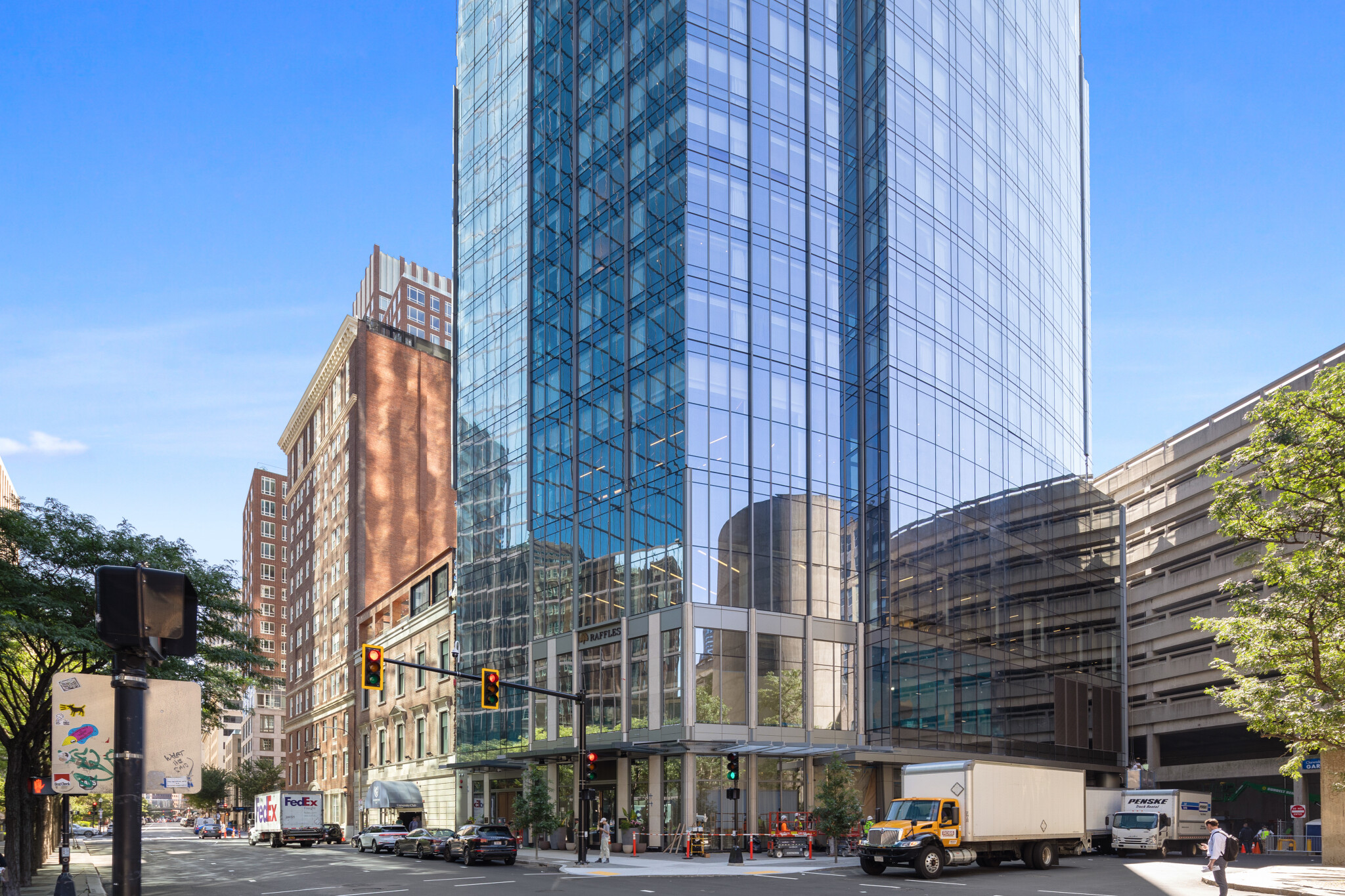 430 Stuart St, Back Bay