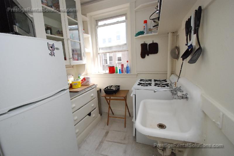 22 Boylston St, Jamaica Plain