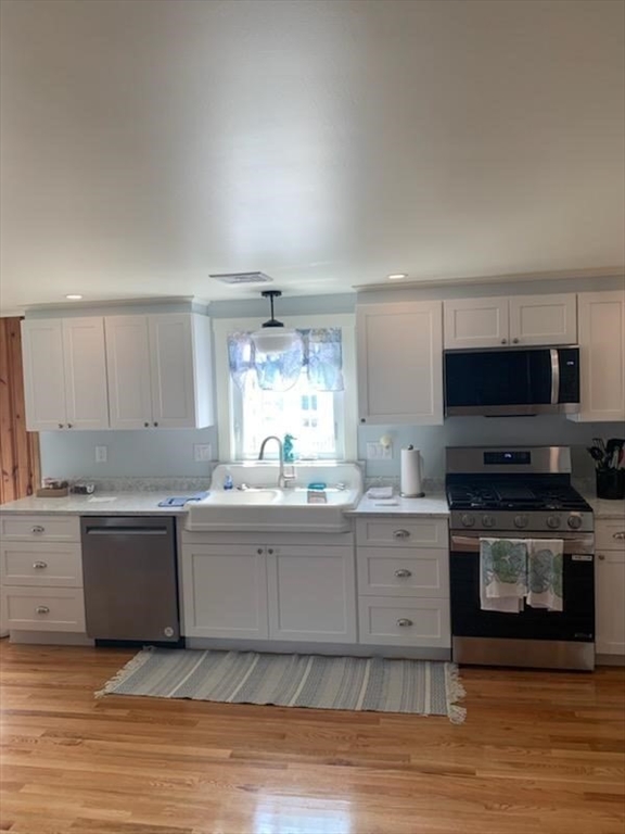 683 Ocean St, Marshfield