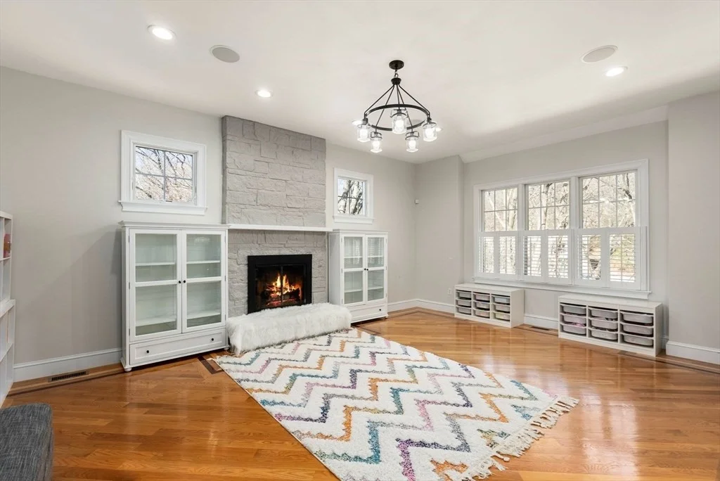 11 Bobolink Rd, Newton Lower Falls