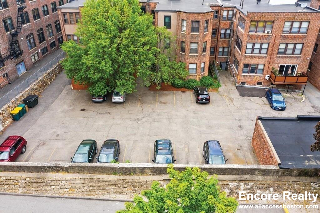 15 Stearns Rd, Coolidge Corner