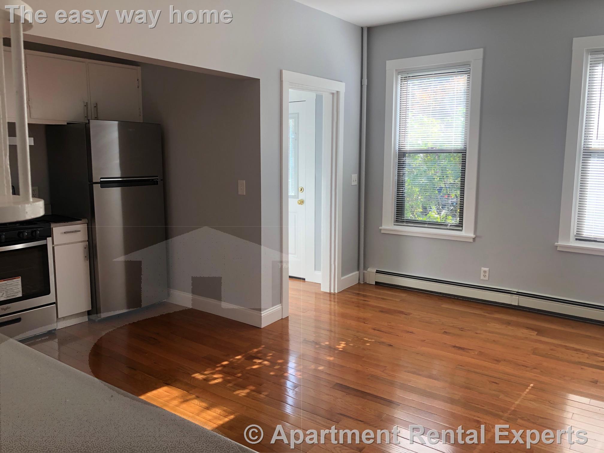 564 Putnam Ave, Cambridgeport