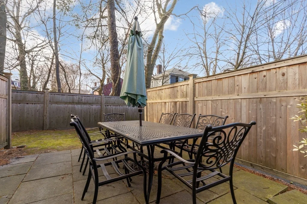 368 Concord Ave, West Cambridge