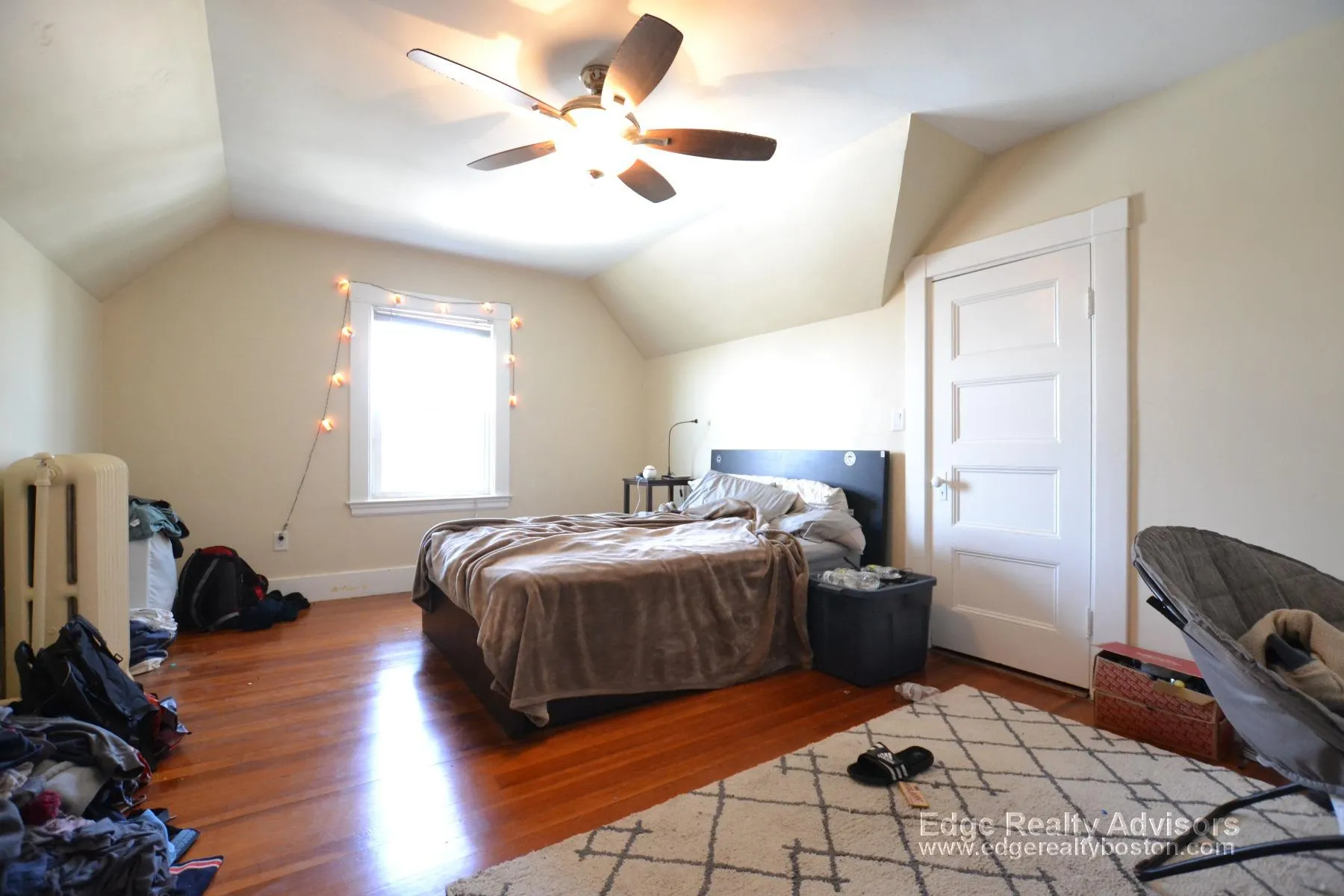 75 Leicester St, Oak Square