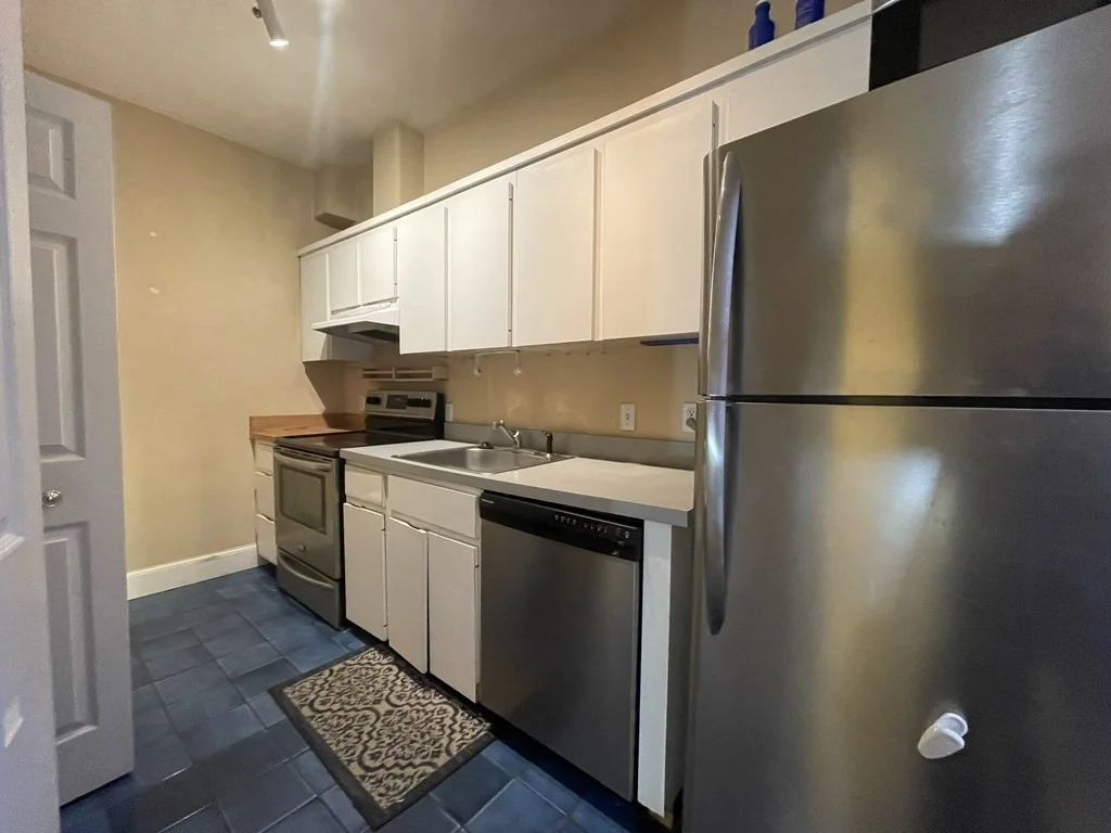 3 Spruce St, Beacon Hill