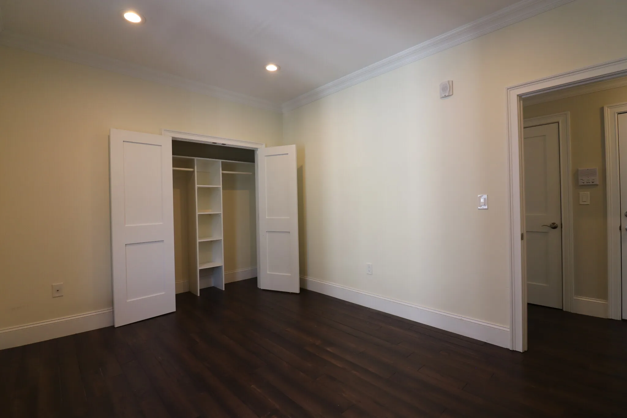 140 Minden St, Jamaica Plain