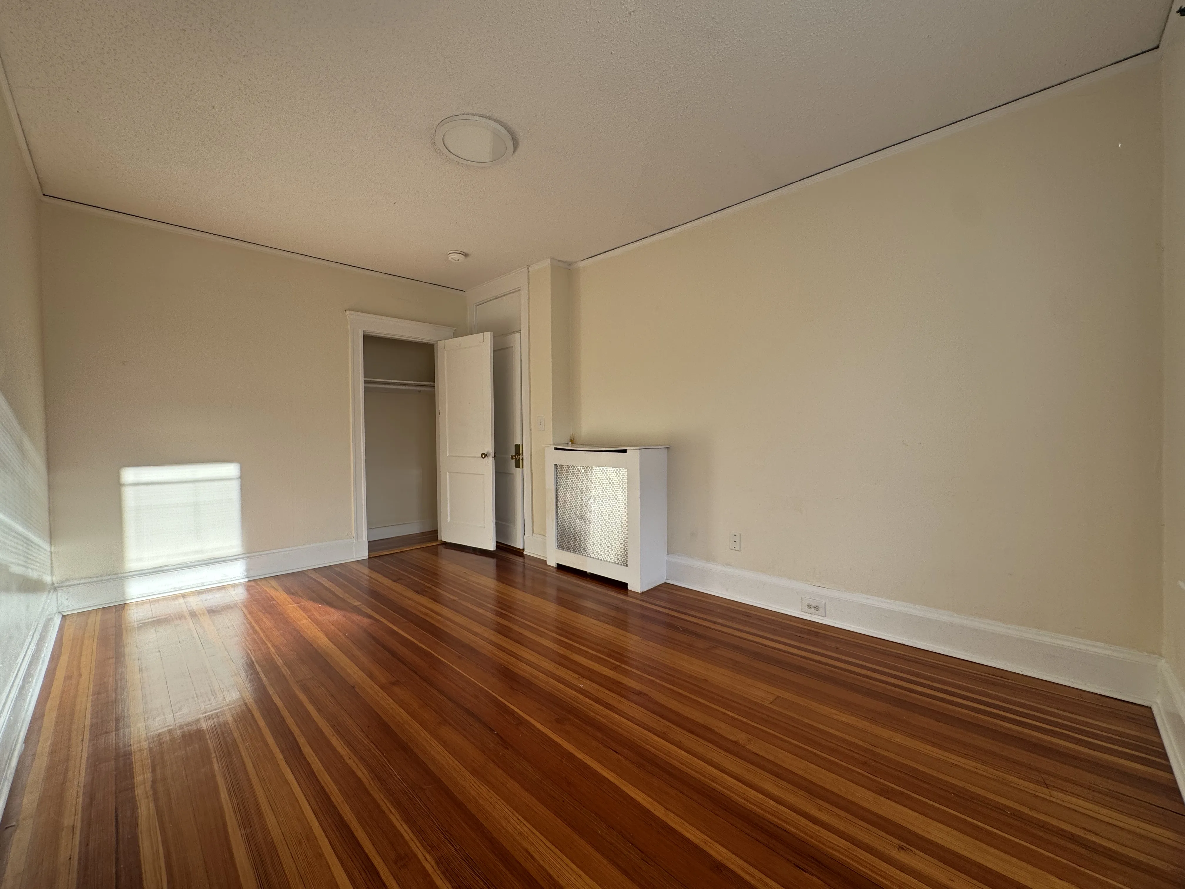 6 Barrows St, Allston