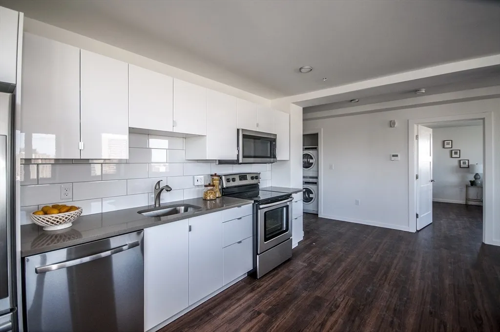 70 Parker Hill Ave, Mission Hill