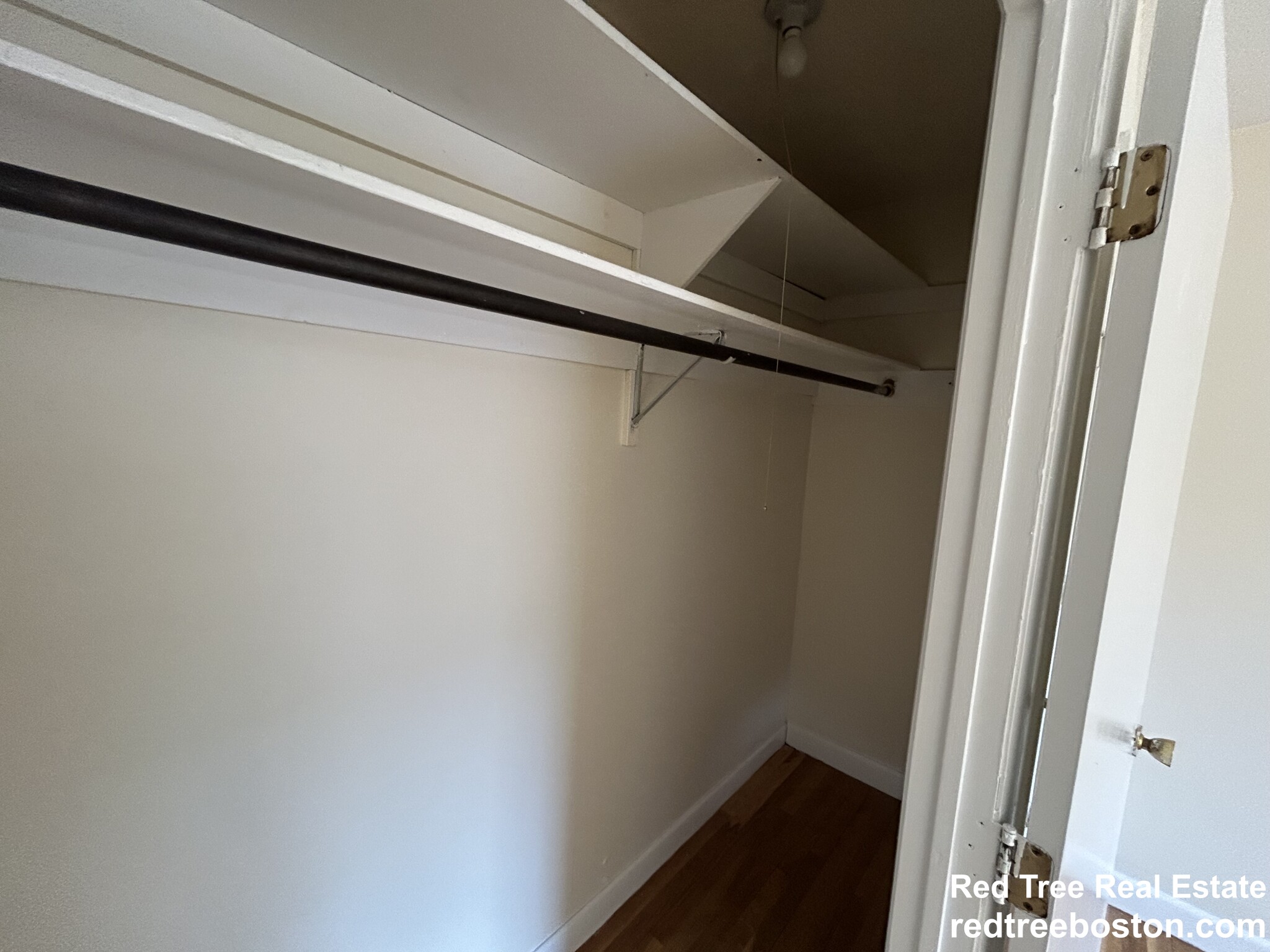 84 Gardner St, Allston