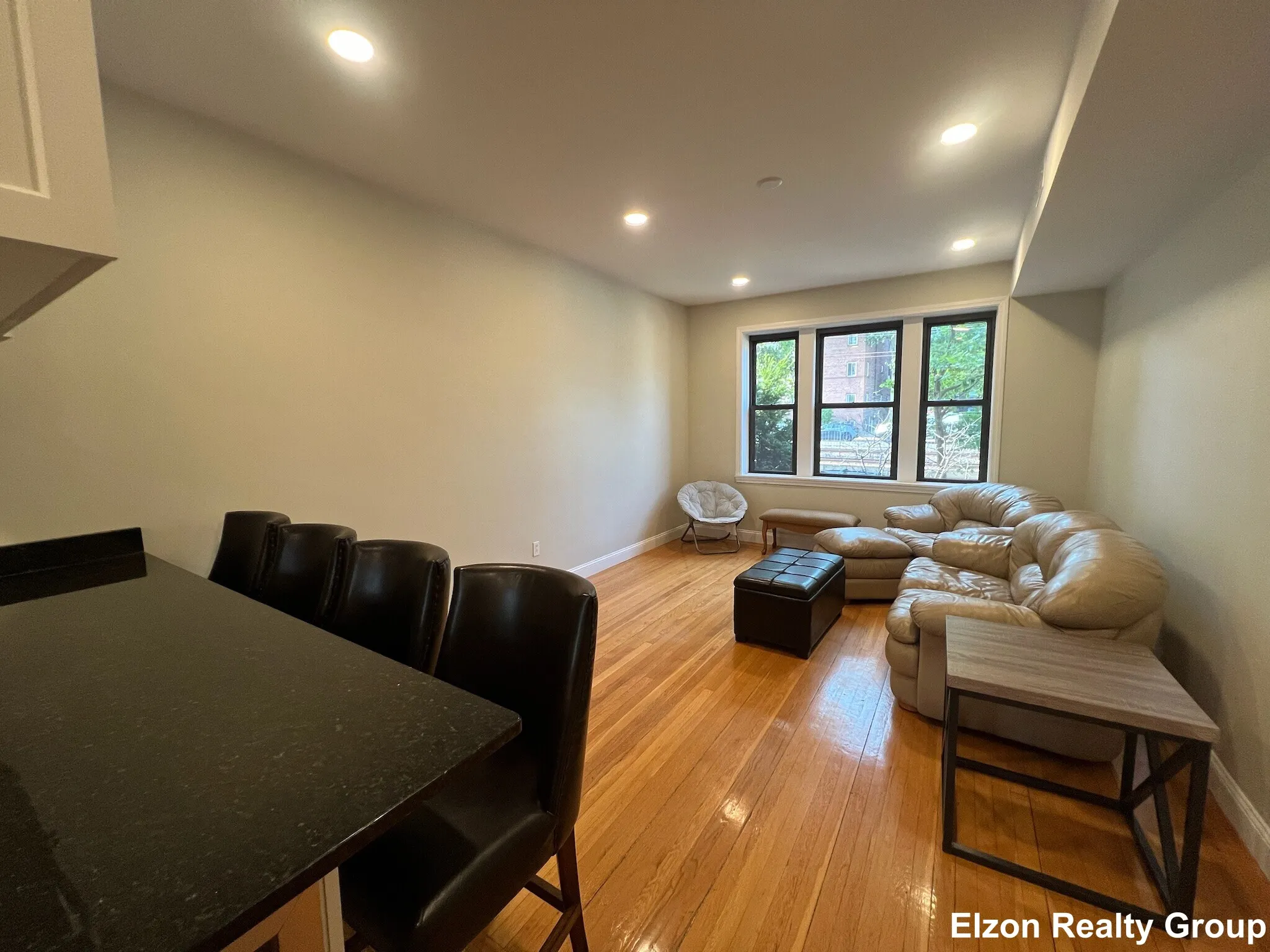 2021 Commonwealth Ave, Brighton