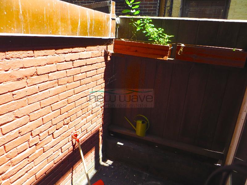 32 Irving St, Beacon Hill