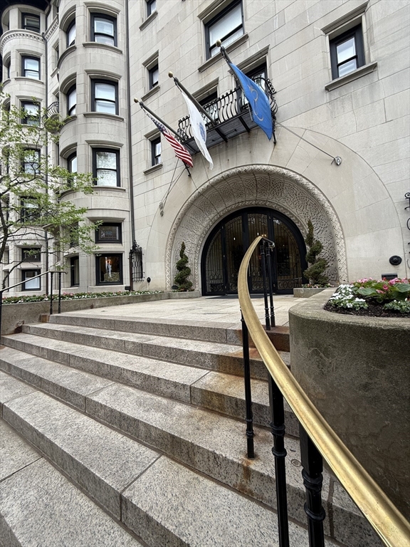 416 Commonwealth Ave, Back Bay