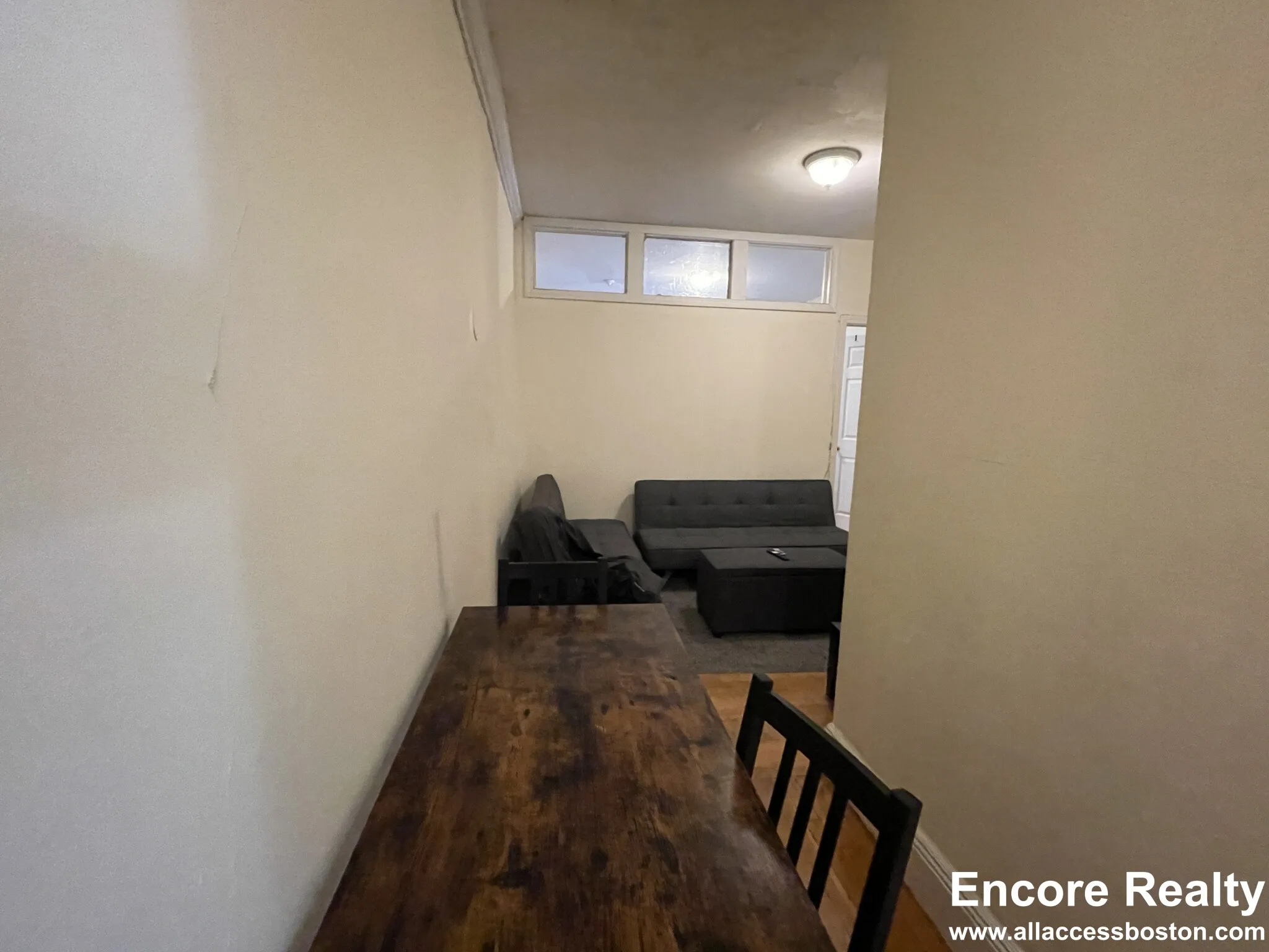 54 Egmont St, North Brookline