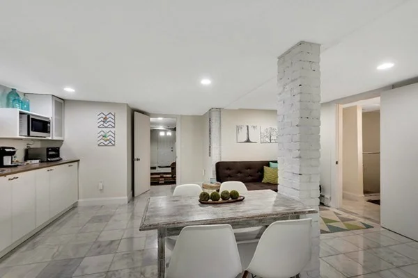 79 Flint St, East Somerville