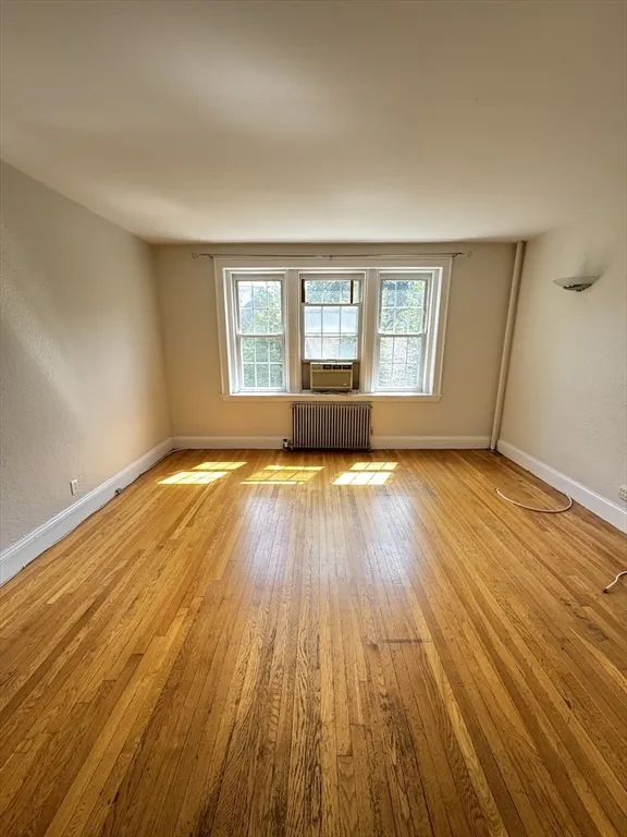 90 Kilsyth Rd, Brighton