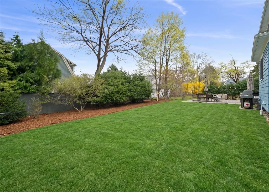 11 Woodhaven Rd, Waban