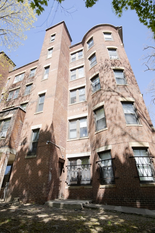 44 Cummings Rd, Brighton