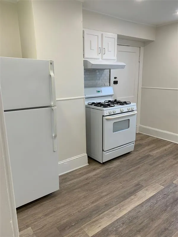 25 Laurel St, Arlington Heights