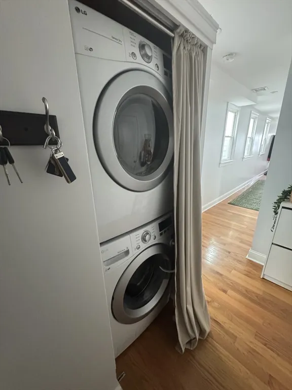 238 Saratoga St, East Boston