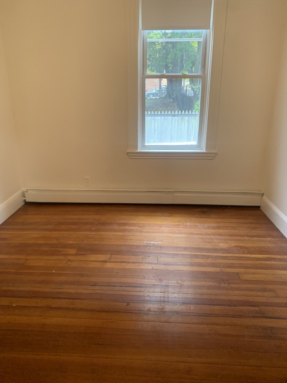 40 Brackett St, Oak Square