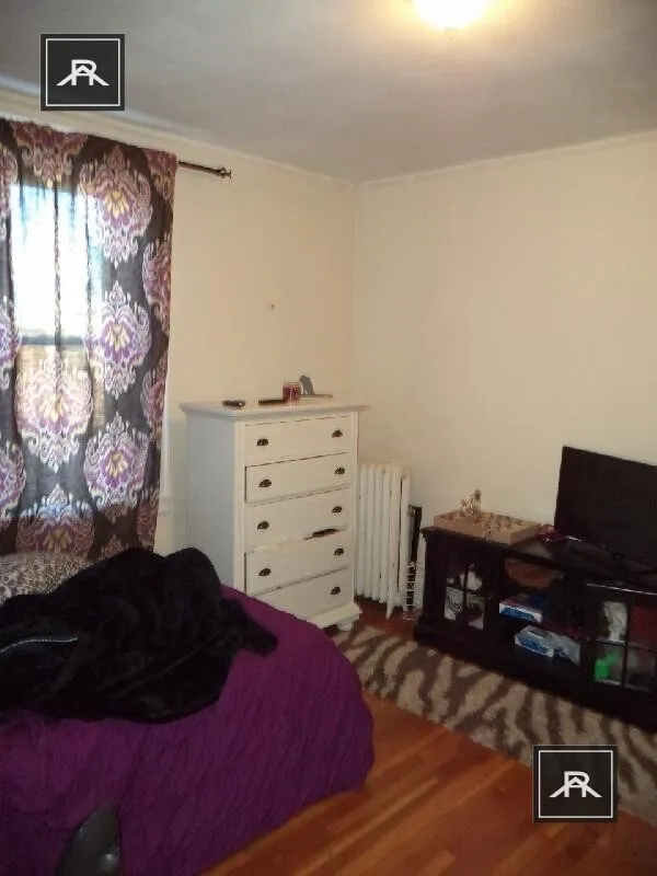 56 Egmont St, North Brookline