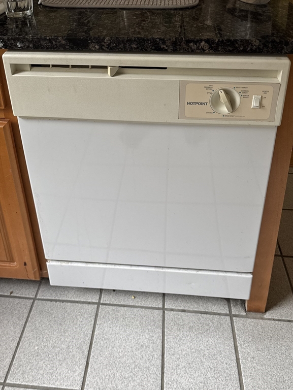 20 Queensberry St, Boston