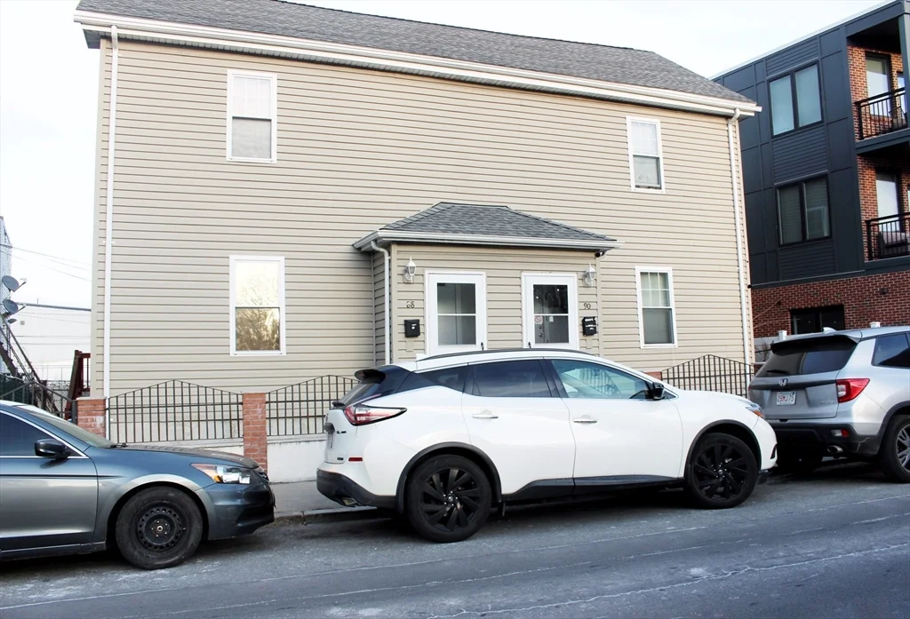 90 George St, Roxbury
